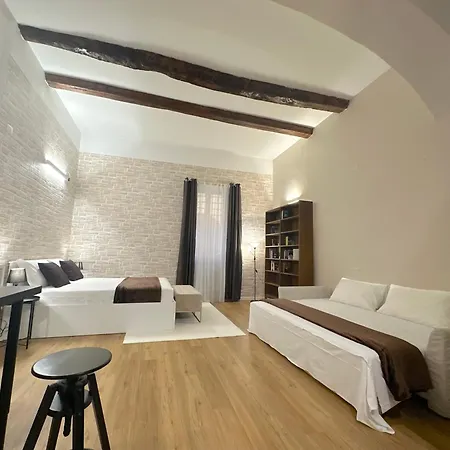 Senzanome Bologna